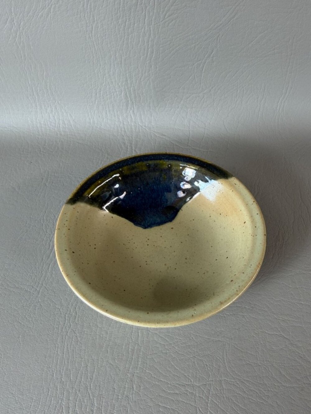Handcrafted Studio Art Pottery Bowl JAC Signed Mount Fuji Blue Dip Stoneware 6" - Picture 4 of 10